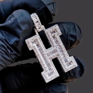 Collar con colgante de letra H con incrustaciones de diamantes baguette, estilo hip hop, inicial, plata 925, llamativo, joyería de estilo personalizado - Product Image 6