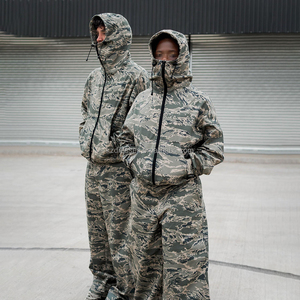 LOW MOQ Windbreaker Waterproof Light Weight <b>Camo</b> Nylon Tracksuit Zipper Camouflage <b>Jackets</b> Sets Outdoor Wear 2 Piece Set for Men - Product Image 2