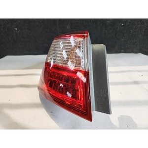 Luz Trasera Izquierda Usada Latitude 265550030R - Product Image 2