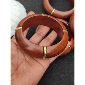 Bracelets en bois élégants faits à la main pour femmes, mode traditionnelle et tenue de fête, accessoires de bijoux de mode - Product Image 5