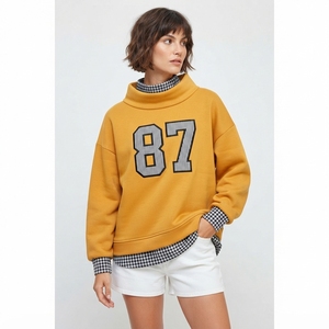 Sudadera de cuello alto morada para mujer con ribete de guinga roja y diseño de apliques 88, corte holgado, manga larga, ropa informal - Product Image 2