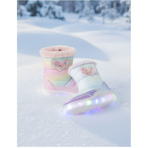 Bottes pour enfants OZKIZ style coréen, motif cœur, pour filles de 2 à 6 ans, mode hiver, vente en gros, tige synthétique avec fonction lumineuse - Product Image 1