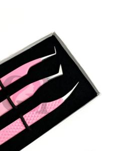 Pince à cils en acier inoxydable de haute qualité, anti-magnétique et anti-statique, avec design découpé en forme de lapin et diamant rose clair - Product Image 2