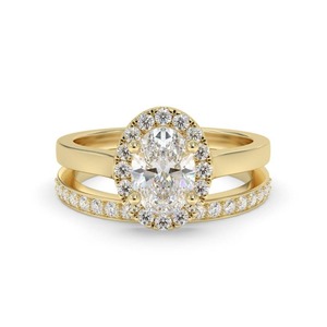 Bague de fiançailles ovale Halo avec alliance assortie, diamant de laboratoire de 0,80 ct en or 18 carats et platine - Product Image 3