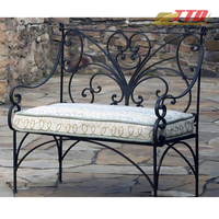 Ensemble de table et chaises en fer forgé de luxe, décoratif, pour jardin, patio, resort et villa, espaces extérieurs