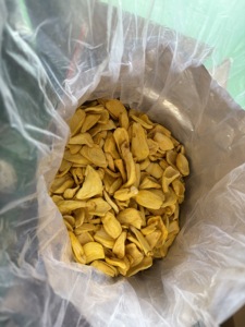 ชิ้นมะม่วงหิมพานต์อบแห้งสีเหลือง ขนมขบเคี้ยวสำหรับตกแต่งขนมหวาน และขายปลีก ผลไม้อบแห้งแบบสุญญากาศ ส่งออกจำนวนมากจากเวียดนาม - Product Image 6