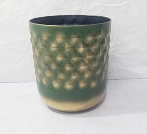 Pot de fleurs en métal martelé, design moderne rond, pour intérieur et extérieur, décoratif, durable, résistant à la rouille, pour jardin. - Product Image 4