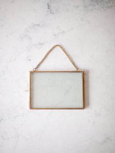Marco de Fotos Cuadrado de Metal con Panel de Vidrio y Cadena para Colgar, Decoración para Pared, Decoración del Hogar - Product Image 2