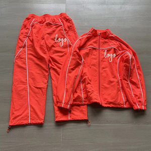 Conjunto Deportivo Personalizado Cortavientos de Nylon con Estampado Reflectante, Chaqueta y Pantalones Joggers, Traje de 2 Piezas - Product Image 1