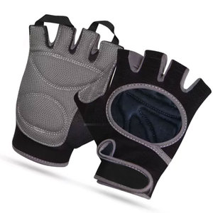 Guantes de Gimnasio Transpirables de la Mejor Calidad de Alexandria Industries, Diseño Personalizado, Hechos en Pakistán - Product Image 6