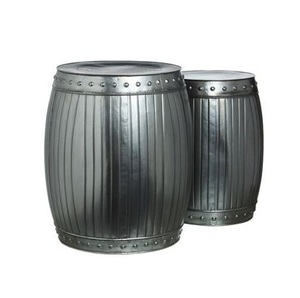 Tabouret en métal industriel, meuble durable pour la maison, pouf d'appoint pour salon, utilisation en appartement, style design moderne - Product Image 4