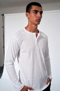Camisa de Manga Larga para Hombre, Corte Ajustado, Diseño Moderno, Casual y con Estampado Abstracto - Product Image 1