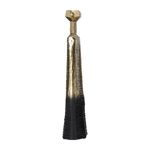 Vase de table artisanal style bouteille, design Art Déco, finition dorée, base noire, décor minimaliste et élégant - Product Image 2