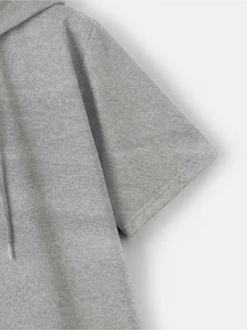Camiseta con Capucha de Manga Corta para Hombre, Color Gris Sólido, Corte Regular, Estilo Casual, Tejido de Punto Transpirable y Ecológico, 240g - Product Image 4