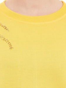 เสื้อสเวตเชิ้ตผู้หญิงสีเหลืองประดับลูกปัดที่ไหล่ ปักลายลูกปัดสีทอง คอกลม เสื้อพูลโอเวอร์ผ้าฝ้าย แฟชั่น OEM ขายส่ง - Product Image 6