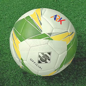 Ballon de football d'entraînement à surface lisse, haute durabilité, idéal pour les matchs et les exercices de football en plein air. - Product Image 2
