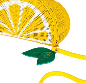 Wholesale Creative Rattan Storage Basket Novelty <b>Yellow</b> Lemon Slice Shaped Decorative Woven Basket for Summer Beach - Product Image 2