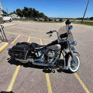 Motocicleta Usada Custom Heritage Softail Classic Cruiser 2007, Todos los Modelos, Origen Estadounidense, Conducción Cómoda y Atemporal, Estabilidad y Resistencia - Product Image 1