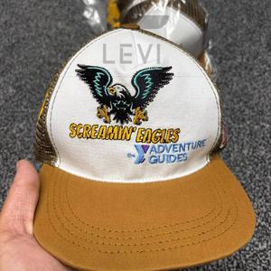 Gorras Trucker Bordadas Duraderas al por Mayor de la Industria Levi OEM, MOQ Bajo, Gorra Trucker de Alta Calidad, Personaliza tu Propio Diseño de Logotipo, Malla - Product Image 2