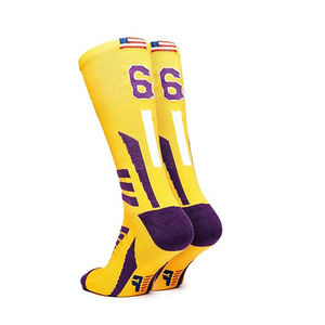 Chaussettes unisexes de haute qualité fabriquées au Pakistan, nouvelles, bon marché, sur mesure, en gros, design OEM, chaussettes de sport pour hommes, chaussettes décontractées de baseball. - Product Image 2