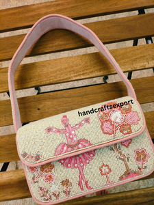 Bolso de Hombro Ballerina Bloom con Bordado Hecho a Mano y Cuentas, Cierre Magnético, Ecológico, Ligero, Duradero y Elegante, en Satén - Product Image 6