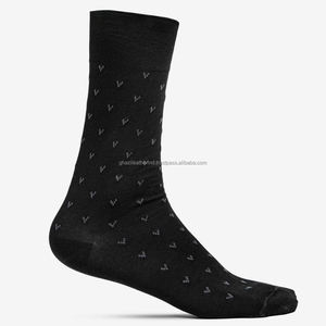 2025 chaussettes de sport décontractées professionnelles de haute qualité pour hommes impression de Logo personnalisé chaussettes de sport thermiques en polyester - Product Image 3