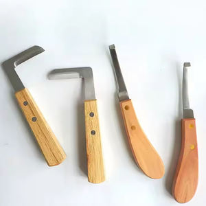 Couteau à sabots vétérinaire de qualité supérieure en acier inoxydable avec manche en bois, très vendu, excellente qualité - Product Image 1