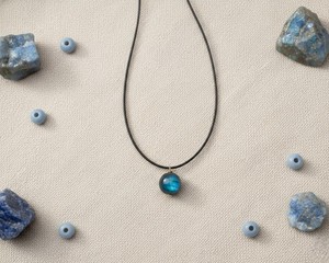 Collier pendentif en labradorite, bijoux en pierres précieuses naturelles, cristal éclatant, énergie de guérison, cadeau, fournisseur en gros - Product Image 1