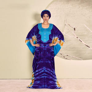 Caftán Farasha Modesto de Rayón con Patrón Artístico Abstracto, Cuello Adornado y Mangas Anchas Fluidas, Silueta Larga hasta el Suelo, Ideal para Eid - Product Image 3