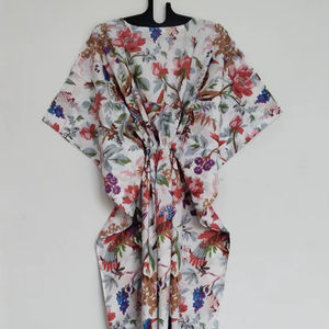 ชุดเดรสผ้าฝ้ายพิมพ์ลายนก งานแฮนด์เมด สไตล์โบฮีเมียน สำหรับใส่ไปชายหาดและรีสอร์ท - Product Image 1