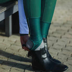 Pantalones de equitación de cintura alta para mujer, largos, de punto verde liso, de nailon y elastano con elasticidad en cuatro direcciones, 2026 - Product Image 3