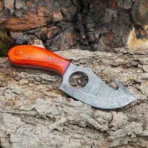 Couteau de chasse en acier Damas forgé à la main de haute qualité, personnalisé, idéal pour le camping et les activités de plein air, couteau à désosser et à éviscérer avec anse intégrée - Product Image 6