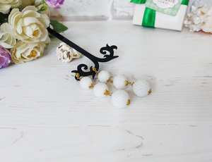 Boucles d'oreilles clous en perles de rocaille or blanc, avec grappe de perles boules blanches et longues boules perlées, pour mariage, en argent sterling plaqué or - Product Image 4