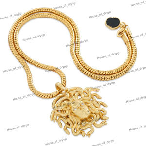 Pendentif Tête de Méduse en Argent 925 Plaqué Rhodium avec Moissanite taille Marquise et Yeux en Diamant, style 'Snake Hair Iced', pour Fiançailles - Product Image 2