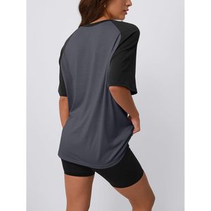 T-shirt court surdimensionné en coton tricoté 100 % à manches longues et coupe ajustée avec impression numérique pour femme - Product Image 2