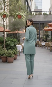 Ensemble tendance pour femme, vert turquoise, manches courtes, pour le bureau et les soirées, disponible à prix abordable - Product Image 4