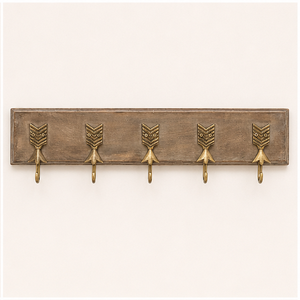 Perchero de pared decorativo vintage de latón antiguo con diseño de flecha y base de madera, organizador montado en la pared para abrigos, sombreros y llaves - Product Image 3