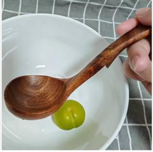 Cuchara de Madera Artesanal, Utensilio de Cocina para Remover Sopas, Salsas e Ingredientes para Hornear, Disponible a Precio de Mayoreo - Product Image 5