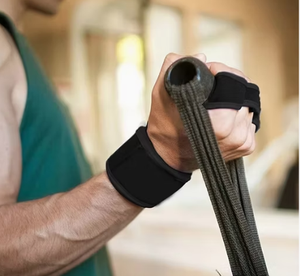 Gants de fitness demi-doigts en maille respirante avec sangle de poignet réglable pour entraînement en salle de sport, unisexe, à enfiler - Product Image 4