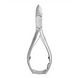 Coupe-ongles de forme différente Personnalisation du produit Poussoir à cuticules pour le soin des ongles par Beauty Concept International Eco-Friendly - Product Image 1