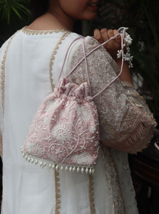 Bolsos Potli de Algodón Hechos a Mano con Diseño Simple, Bordado Decorativo, Cierre de Solapa Ecológico, Patrón Personalizado a la Moda para Bodas - Product Image 4