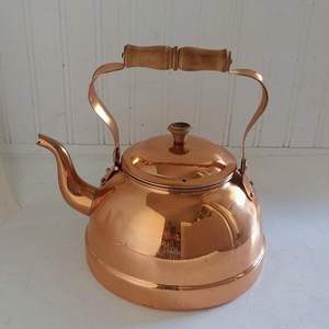 Tetera de Cobre de Diseño con Marco de Latón y Asa Floral de Madera para una Experiencia de Té Premium en el Hogar, Hotel y Restaurante - Product Image 2