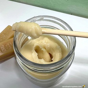 Vaseline brute de qualité supérieure, pétrolatum raffiné pour les soins de la peau, les onguents et la distribution en gros - Product Image 2