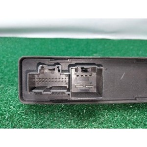โมดูลควบคุมการเข้าออกแบบไร้กุญแจ SRX II ปี 2003-2012 มือสอง ของแท้ รหัส 13578645 - Product Image 3