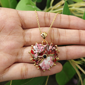 Collar con Colgante de Turquesa en Forma de Corazón, Cobre Rojo, con Cadena de Latón Chapado en Oro y Circonitas Negras, Joyería Romántica para Mujer - Product Image 2