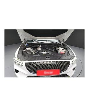 Genesis GV70 2.2 Diésel AWD con Caja de Cambios Automática y Cámara Trasera, Modelo Diciembre 2022, 22,096 km, Asientos de Cuero, Volante a la Izquierda - Product Image 6