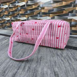 Bolsa de Viaje de Algodón Indio de Lujo, Duradera y de Alta Calidad, Estampada, para Uso en Exteriores y Fines de Semana - Product Image 3