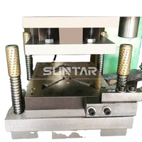 Machine de fabrication de coins TDF pour conduit rectangulaire à bas prix Suntay pour poinçonner et produire des matrices