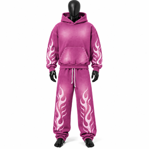 Ensemble de survêtement à capuche pour homme avec logo personnalisé imprimé et strass, sweat-shirt à cordon de serrage, poches latérales, survêtement oversize en vente - Product Image 2