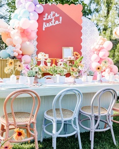 Sillas Infantiles de Ratán Hechas a Mano para Eventos, Fiestas de Cumpleaños, Decoración de Bodas, Muebles Personalizados para Eventos al por Mayor - Product Image 5